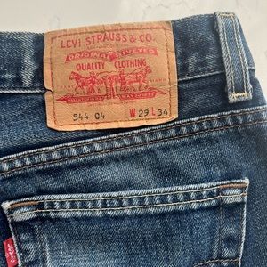 True vintage Levi 544 jeans 29x34 or modern size 26